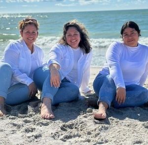 Meet your Posher, Julia